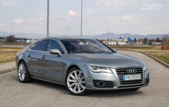 Audi A7 3.0 TDI Sportback Quattro Webasto / AJ NA SPLÁTKY - PROTIHODNOTA / 2011 šedá