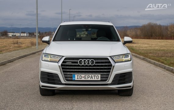 Audi Q7 3.0 TDi S-line / AJ NA SPLÁTKY - PROTIHODNOTA / 2015 bílá