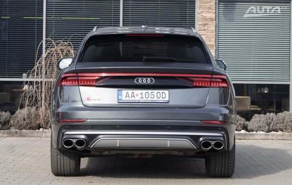 Audi SQ8 4.0 TFSI quattro tiptronic, 373kW (2021) / AJ NA SPLÁTKY / PROTIÚČET / 2021 šedá