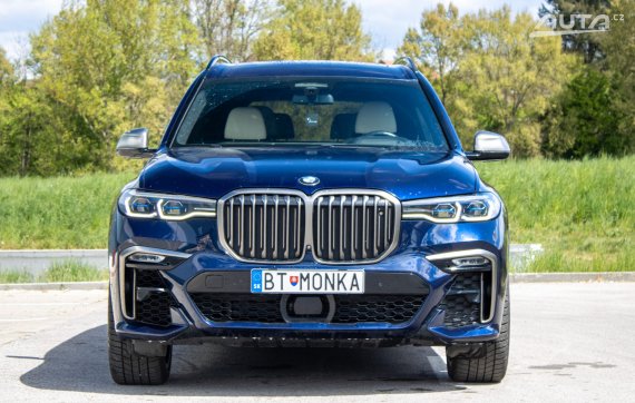 BMW X7 xDrive  4.4 V8 390kw 2021 modrá