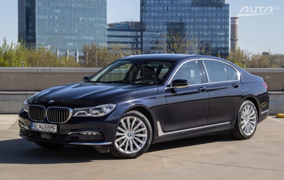 BMW Rad 7 740d xDrive ZÁRUKA / AJ NA SPLÁTKY / PROTIÚČET 2016 - hlavní pohled