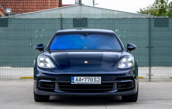 Porsche Panamera 4 E-Hybrid 4x4 A/T 2019 modrá