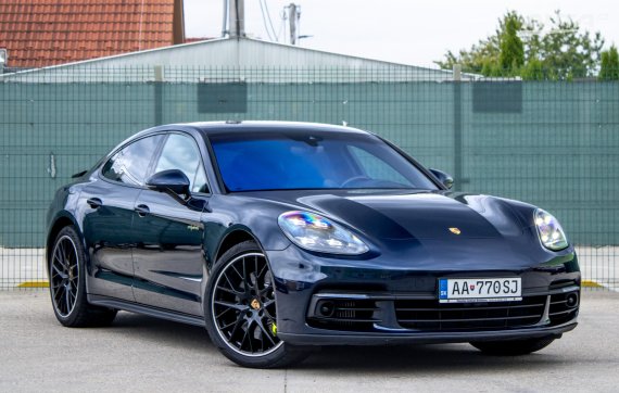 Porsche Panamera 4 E-Hybrid 4x4 A/T 2019 modrá