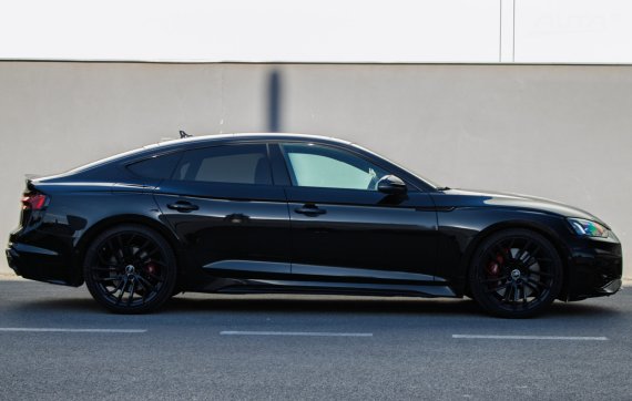Audi RS5 Sportback 331kW AT8 / MOŽNÁ ZÁRUKA / NA SPLÁTKY / NA PROTIÚČET 2022 černá