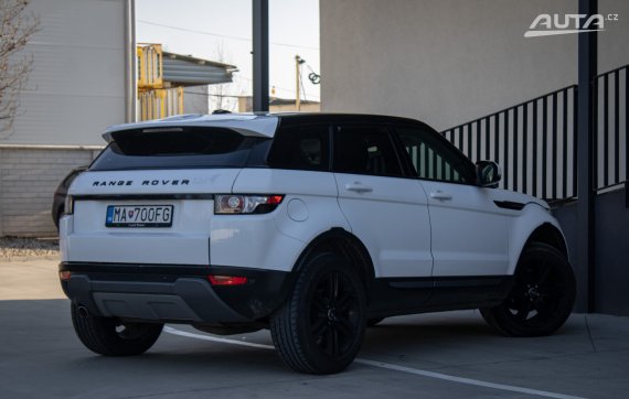 Land Rover Range Rover Evoque 2.2 TD4 AT/6 110kW / AJ NA SPLÁTKY / PROTIÚČET 2012 bílá