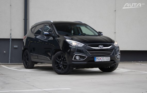 Hyundai ix35 1.7 CRDi VGT Family 4x2 AJ NA SPLÁTKY / PROTIÚČET 2015 černá