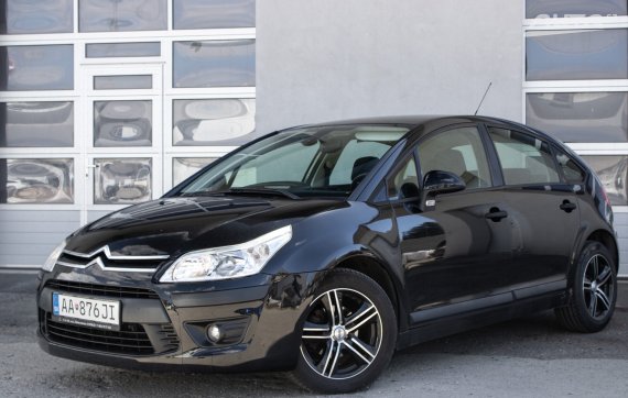 Citroën C4 1.4i 16v / 65kW / M5 / AJ NA SPLÁTKY / PROTIÚČET
