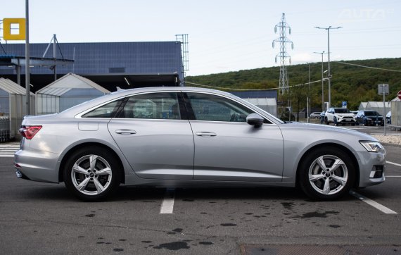Audi A6 50 2.0 TFSI e PHEV quattro S tronic (2023) / AJ NA SPLÁTKY / PROTIÚČET / 2023 šedá