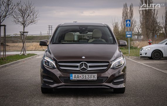 Mercedes-Benz B trieda 220 d A/T, 130kW, A7, 5d / AJ NA SPLÁTKY / PROTIHODNOTA / 2016 hnědá