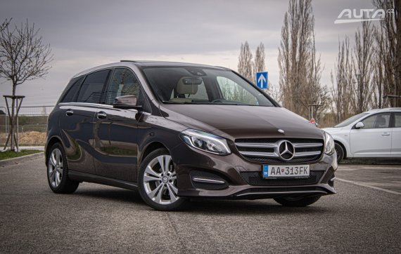 Mercedes-Benz B trieda 220 d A/T, 130kW, A7, 5d / AJ NA SPLÁTKY / PROTIHODNOTA / 2016 hnědá