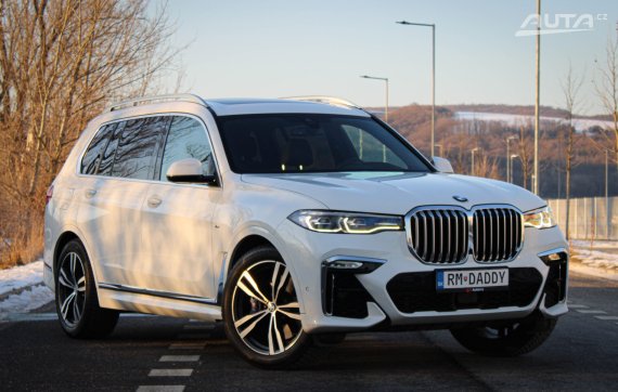 BMW X7 30d xDrive 2019 bílá