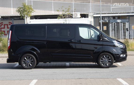 Ford Tourneo Custom 2.0 TDCi 170 Titanium L2 T310 A/T 2019 béžová