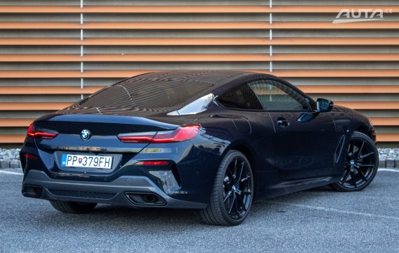 BMW Rad 8 Coupé 840d xDrive 2020 černá