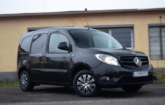 Mercedes-Benz Citan 109 CDI kompakt 2013 černá