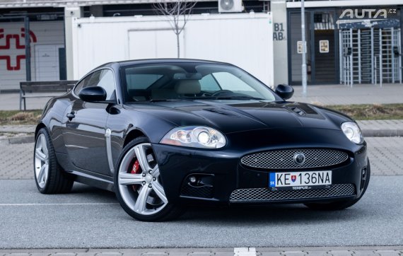 Jaguar XK XKR 4.2 Coupé 306kW A6, (2007) / AJ NA SPLÁTKY / PROTIÚČET / 2007 černá