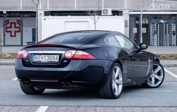 Jaguar XK XKR 4.2 Coupé 306kW A6, (2007) / AJ NA SPLÁTKY / PROTIÚČET / 2007 černá