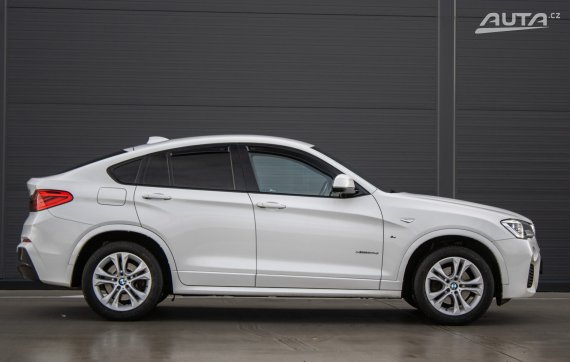 BMW X4 xDrive20d M Sport A/T 2017 bílá