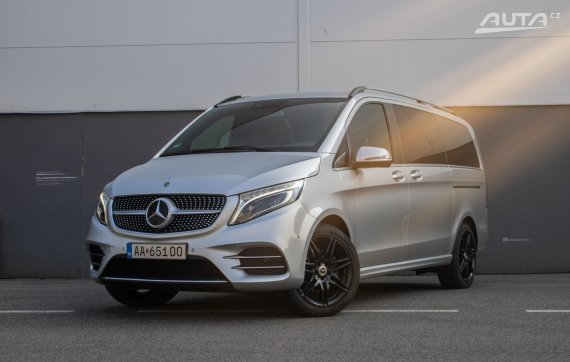 Mercedes-Benz V trieda v300 d Exclusive Lang 4MATIC  / AJ NA SPLÁTKY / PROTIÚČET / 2022 - hlavní pohled