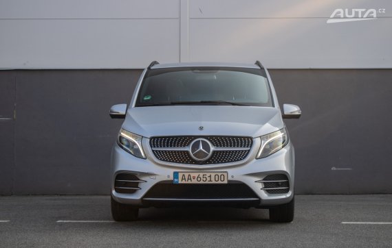 Mercedes-Benz V trieda v300 d Exclusive Lang 4MATIC  / AJ NA SPLÁTKY / PROTIÚČET / 2022 šedá