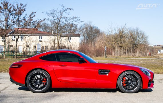 Mercedes-Benz AMG GT S coupe TOP STAV / AJ NA SPLÁTKY- PROTIHODNOTA / 2018 červená