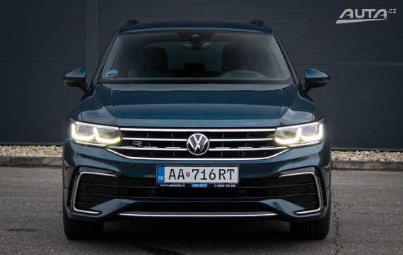 Volkswagen Tiguan 2.0 TDI EVO DSG 4MOTION 2021 modrá