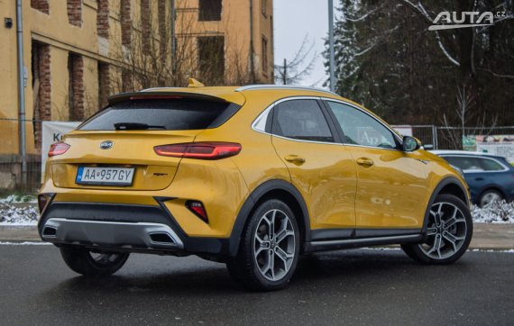 Kia XCeed 1.6 T-GDi GT-Line  A/T 7 150kW MOŽNÁ ZÁRUKA / NA SPLÁTKY / NA PROTIÚČET 2021 žlutá