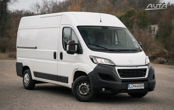 Peugeot Boxer BlueHDi 165 Business L2H2 2019 bílá