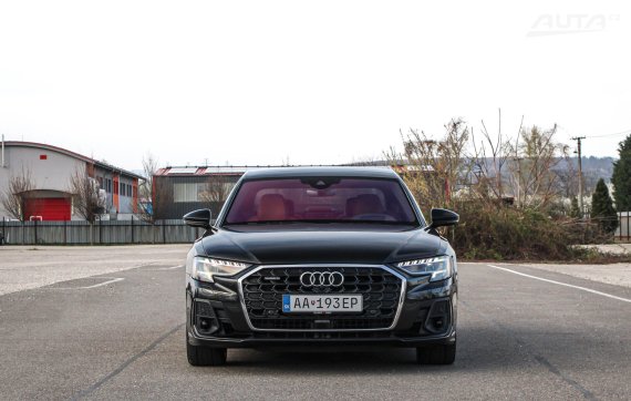 Audi A8 60 TFSI E V6 QUATTRO TIPTRONIC 2022 šedá