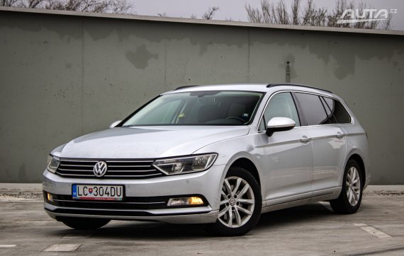Volkswagen Passat Variant 2.0 TDI / AJ NA SPLÁTKY / PROTIHODNOTA / 2015 - hlavní pohled