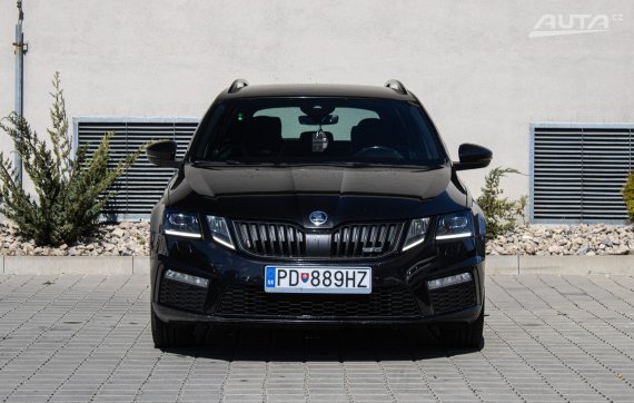 Škoda Octavia Combi 2.0 TDI DPF RS 4x4 DSG 2017 černá
