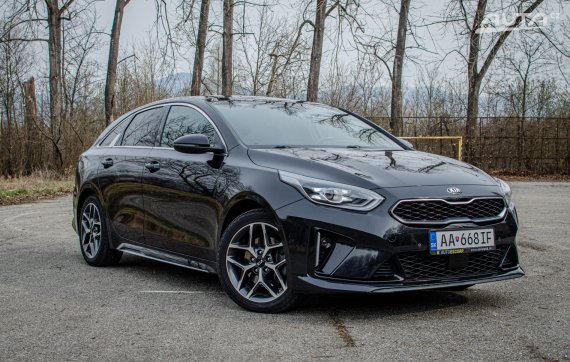 Kia ProCeed 1.6 CRDi SCR GT-Line DCT, 100kW, A7, 5d. / AJ NA SPLÁTKY / PROTIÚČET 2019 černá