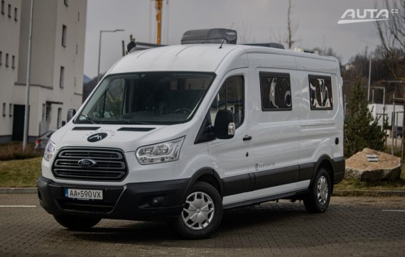 Ford Transit Camp VANDORFER / AJ NA SPLÁTKY / PROTIHODNOTA 2019 - hlavní pohled