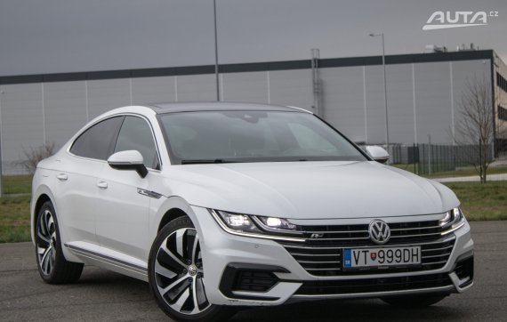 Volkswagen Arteon 2.0 TSI R-Line 4MOTION / DSG / 206kW / A7 / ZÁRUKA / AJ NA SPLÁTKY / PROTIÚČE 2018 bílá