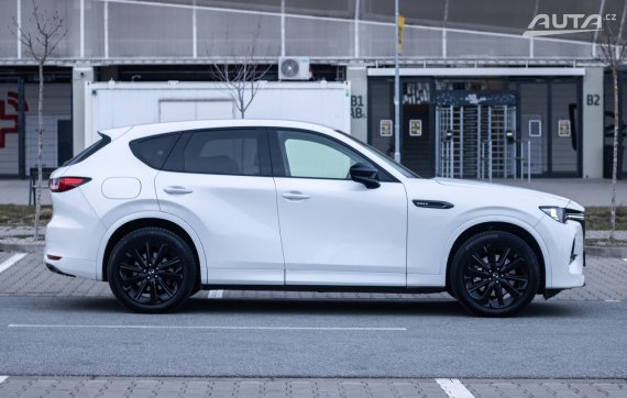 Mazda CX-60 2.5 e-Skyactiv PHEV Homura Plus, 141kW (2024) / AJ NA SPLÁTKY / PROTIÚČET / 2024 bílá