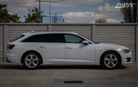 Audi A6 Avant 40 2.0 TDI mHEV Sport quattro S tronic 2022 béžová