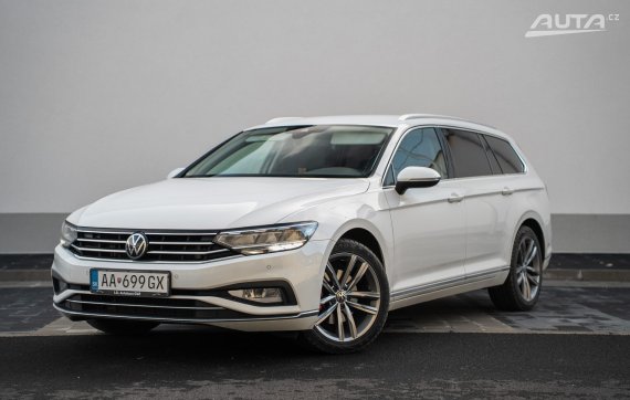 Volkswagen Passat Variant 2.0 TDi Evo Elegance 2021 - hlavní pohled