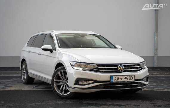 Volkswagen Passat Variant 2.0 TDi Evo Elegance 2021 bílá