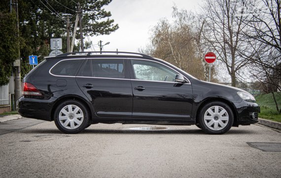Volkswagen Golf Variant 1.6 TDI, 77kW, M5, 5d / AJ NA SPLÁTKY / PROTIHODNOTA / 2012 černá