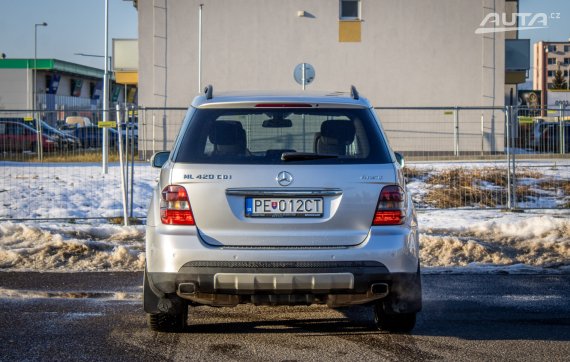 Mercedes-Benz ML ML420 CDI 4MATIC / AJ NA SPLÁTKY / PROTIÚČET / 2006 stříbrná metalíza