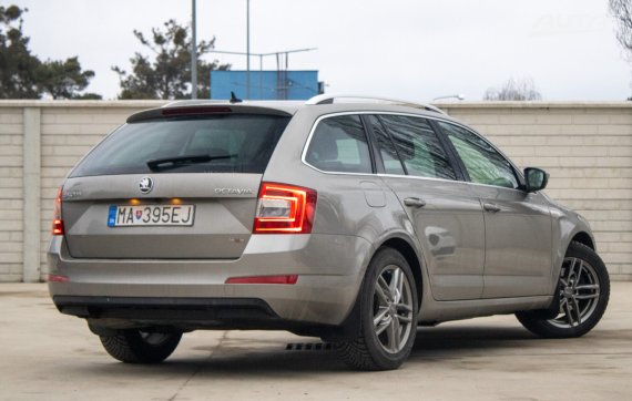 Škoda Octavia Combi 2.0 TDI Business 4x4 DSG AJ NA SPLÁTKY / PROTIÚČET 2015 hnědá