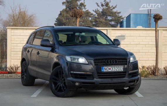 Audi Q7 4.2 FSI quattro tiptronic AJ NA SPLÁTKY / PROTIÚČET 2006 černá