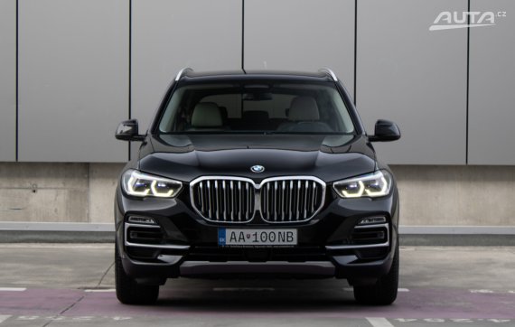 BMW X5 xDrive30d A/T, 195kW,A8 ZÁRUKA / AJ NA SPLÁTKY / PROTIÚČET 2019 černá