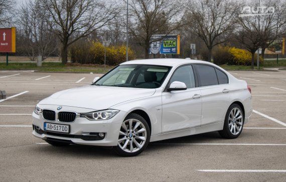 BMW Rad 3 318d A/T Modern Line /AJ NA SPLÁTKY / PROTIÚČET / 2014 bílá