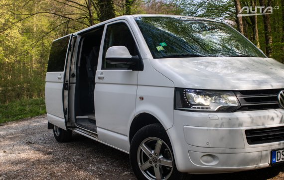 Volkswagen Caravelle 2013 bílá