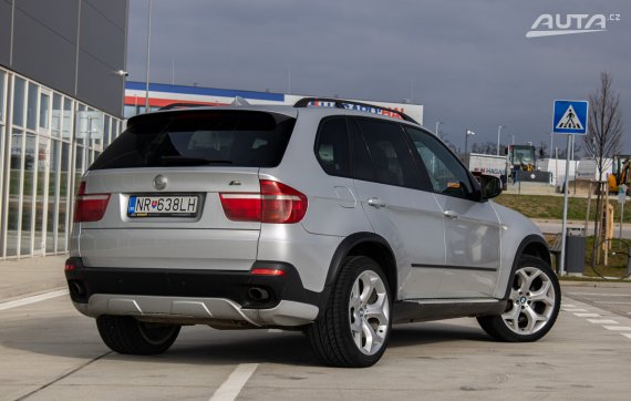 BMW X5 xDRIVE35d 210kW / NA SPLÁTKY / NA PROTIÚČET 2008 stříbrná metalíza