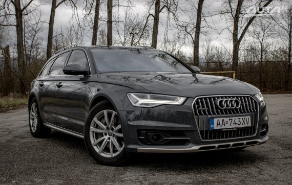 Audi A6 Allroad 3.0 TDI 320k quattro tiptronic 2018 šedá