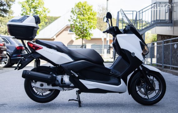 Yamaha X-Max 125 10,5kW (2015) / AJ NA SPLÁTKY / PROTIÚČET / 2015 bílá
