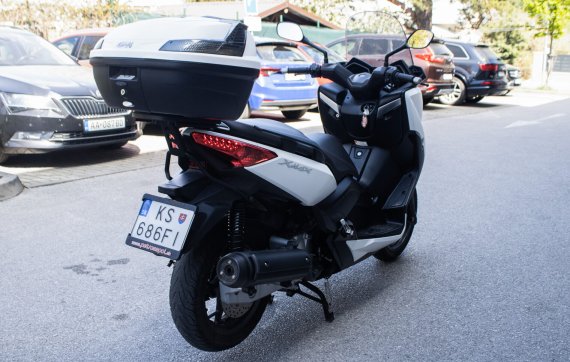 Yamaha X-Max 125 10,5kW (2015) / AJ NA SPLÁTKY / PROTIÚČET / 2015 bílá
