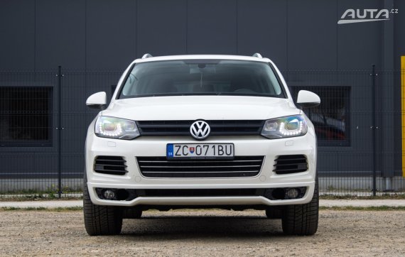 Volkswagen Touareg II 3.9 V6 TDI BlueMotion Technology 176kW / NA SPLÁTKY / NA PROTIÚČET 2011 bílá
