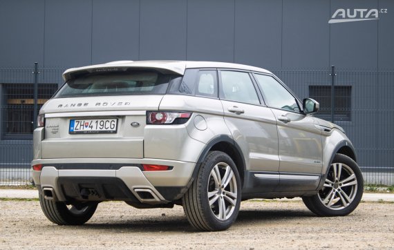 Land Rover Range Rover Evoque 2.2 TD4 PRESTIGE  AT9 / NA SPLÁTKY / NA PROTIÚČET 2014 šedá